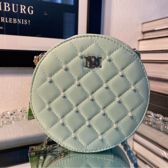 Badgley Mischka Green Diamond Bag with Quilted Design! NWT - Picture 2 of 11